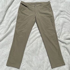LuLuLemon mens classic tan pants